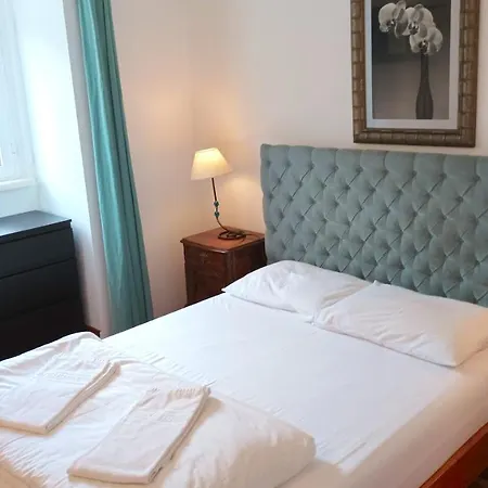 3 Bedroom, 3 Bathroom With Terrasse - Palma * Lisbona