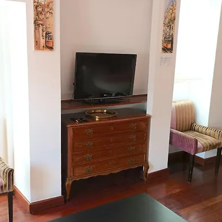 3 Bedroom, 3 Bathroom With Terrasse - Palma * Lisboa