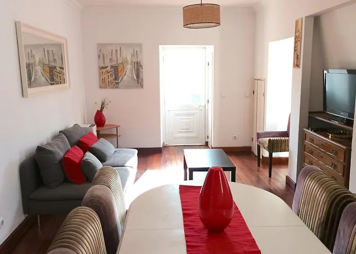 3 Bedroom, 3 Bathroom With Terrasse - Palma * Lisboa