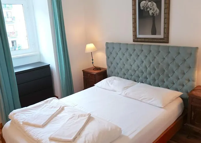 3 Bedroom, 3 Bathroom With Terrasse - Palma * Lisboa